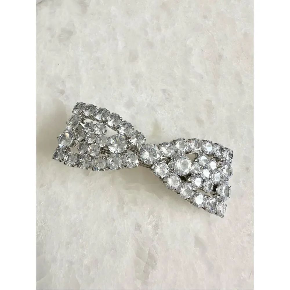 Super sparkly round cut cubic zirconia Bowβhair clip barrette οΏΌ